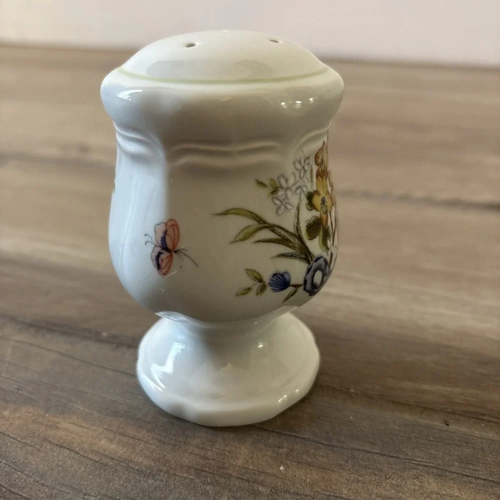 One Single Vintage Mikasa Heritage Imari Bouquet Salt Shaker ONLY No‎ Pepper